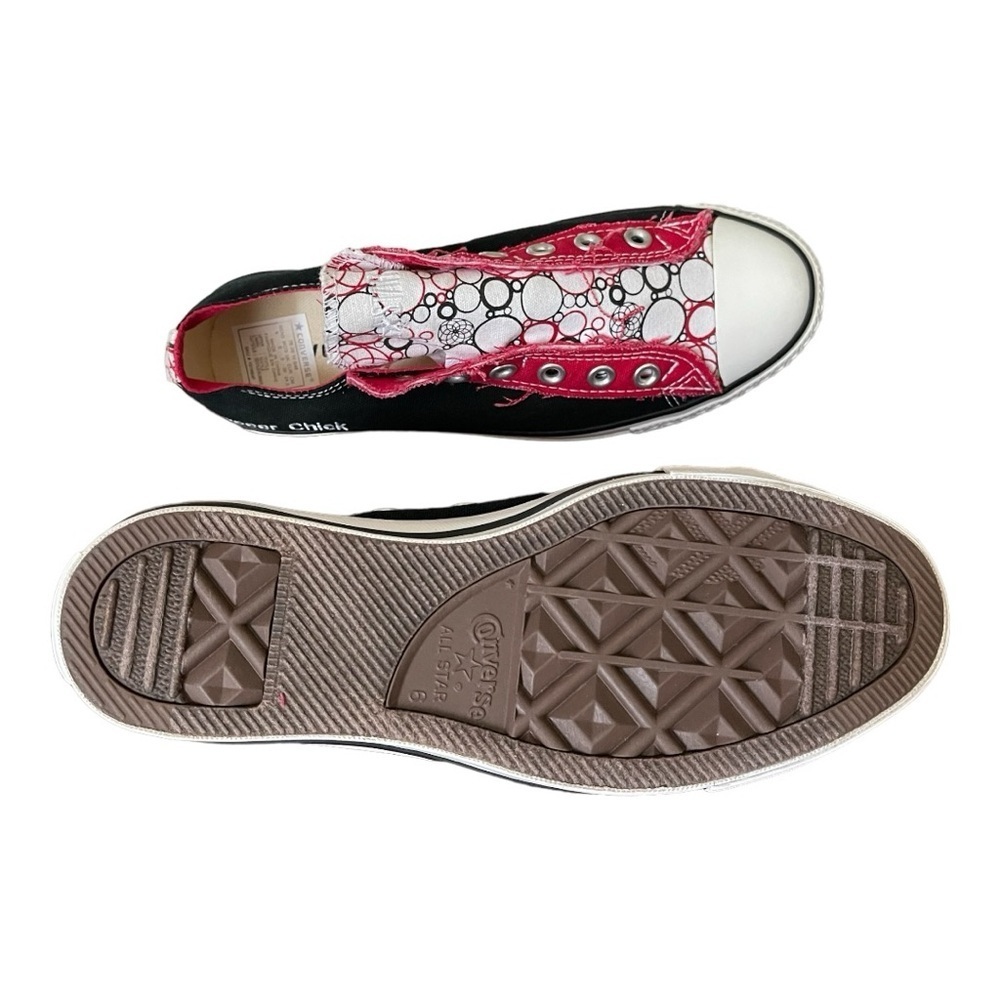 Converse One Reds “Soccer Chick” Custom Sneakers | Women’s 8 Y2K Red Black NWT - Picture 11 of 16